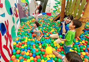 ボーネルンドあそびのせかいグランツリー武蔵小杉店（キドキド）