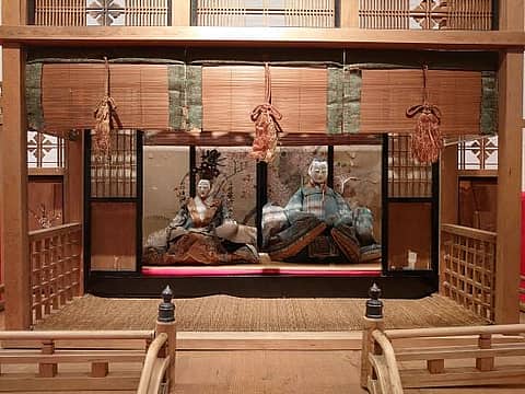 桃の節句飾り展示の写真