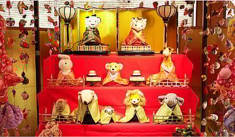 動物ひな壇展示の写真