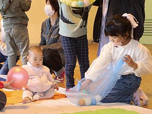 親子リトミック教室の写真